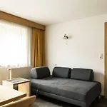 Apartament Baeckelar's *