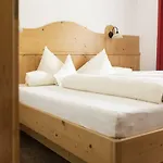 Bäckelar‘s *